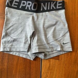 Nike Women's Light Gray Pro Elastic Waist Athletic Shorts